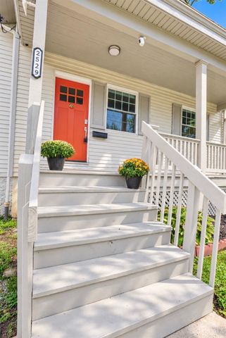 2529 Ridgeland Place, Cincinnati, OH 45212