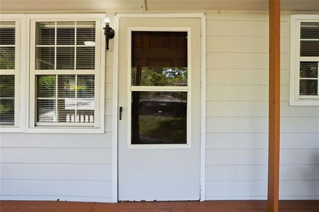 866 Wells Circle SE, Smyrna, GA 30080