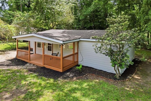 866 Wells Circle SE, Smyrna, GA 30080