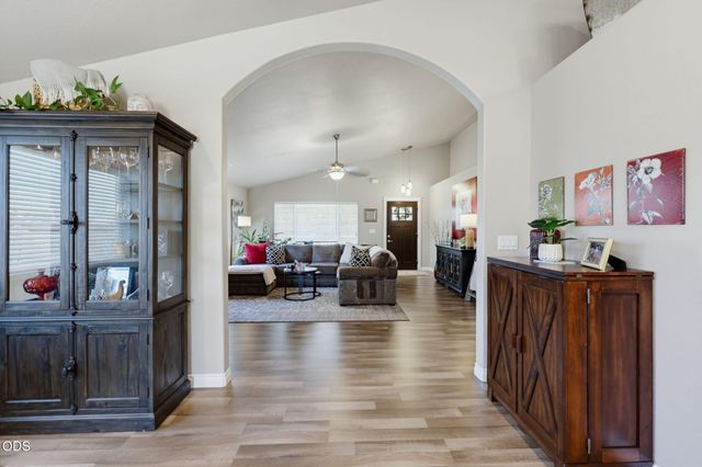 2210 Westwood Drive, Medford, OR 97501