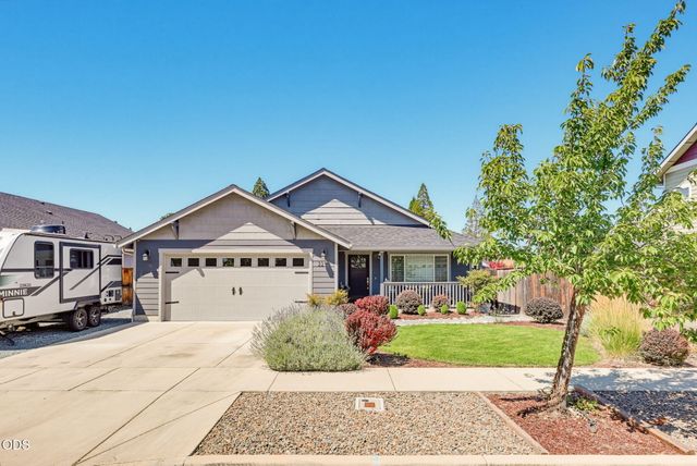 2210 Westwood Drive, Medford, OR 97501