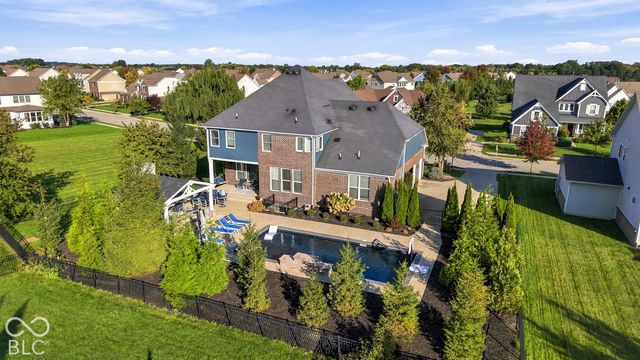 14749 Edgebrook Drive, Fishers, IN 46040