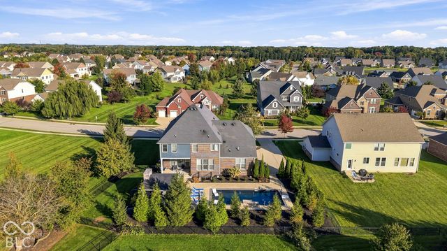 14749 Edgebrook Drive, Fishers, IN 46040