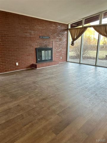 6714 Bitteroot Lane, Berkeley, MO 63134