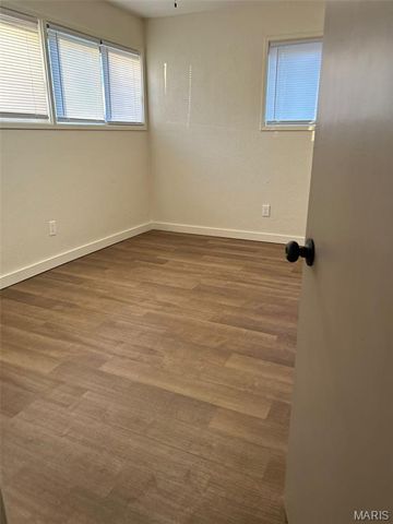 6714 Bitteroot Lane, Berkeley, MO 63134