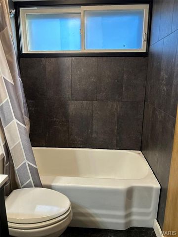 6714 Bitteroot Lane, Berkeley, MO 63134