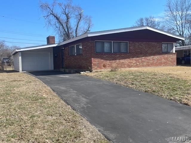 6714 Bitteroot Lane, Berkeley, MO 63134