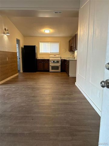 6714 Bitteroot Lane, Berkeley, MO 63134