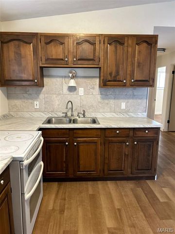 6714 Bitteroot Lane, Berkeley, MO 63134