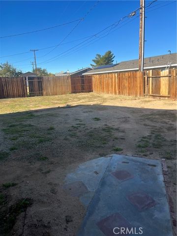 8873 Holly, California City, CA 93505