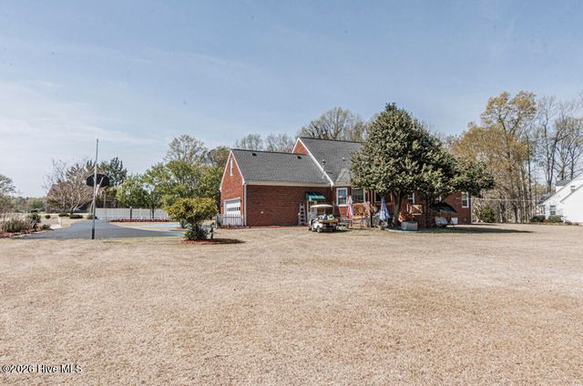 1477 New Castle Court, Rocky Mount, NC 27803