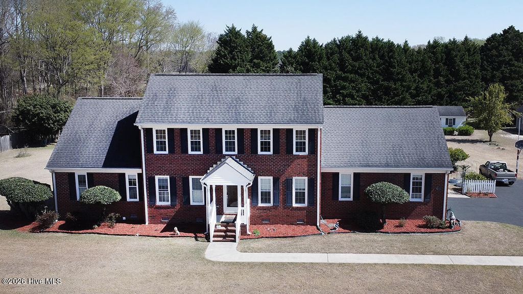 1477 New Castle Court, Rocky Mount, NC 27803