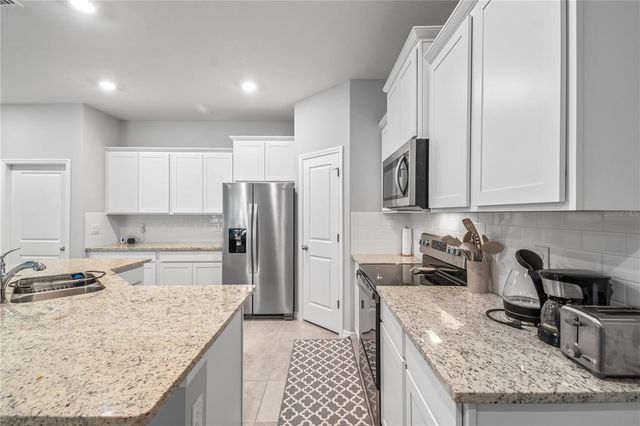 5223 NW 48TH PLACE, Ocala, FL 34482