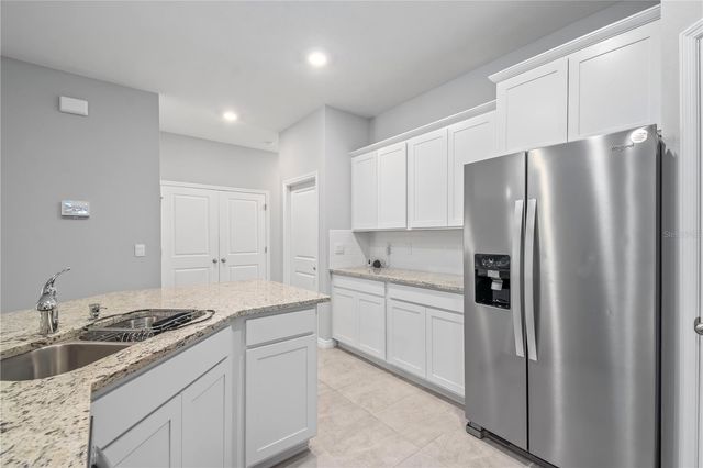 5223 NW 48TH PLACE, Ocala, FL 34482