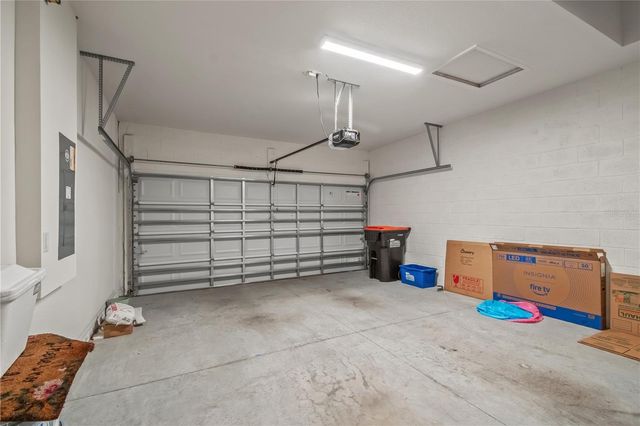 5223 NW 48TH PLACE, Ocala, FL 34482