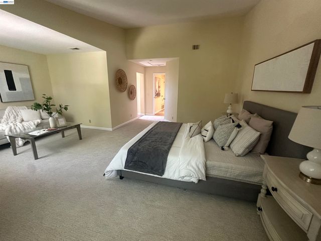 7511 Oxford Cir., Dublin, CA 94568