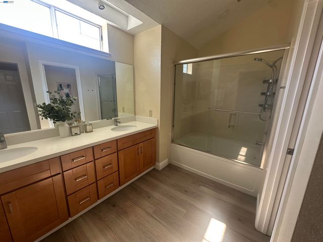 7511 Oxford Cir., Dublin, CA 94568