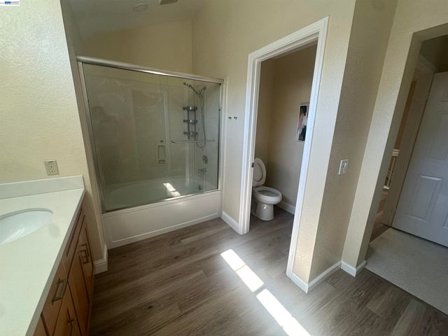 7511 Oxford Cir., Dublin, CA 94568