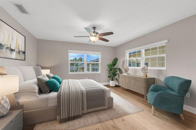 110 N TREMAIN STREET 209, Mount Dora, FL 32757
