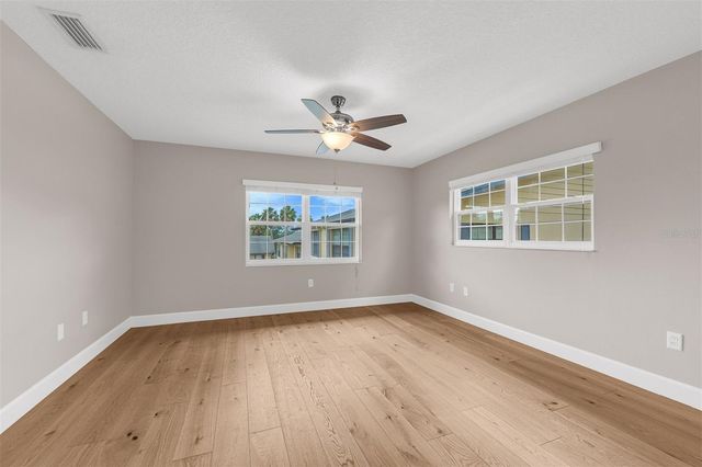 110 N TREMAIN STREET 209, Mount Dora, FL 32757