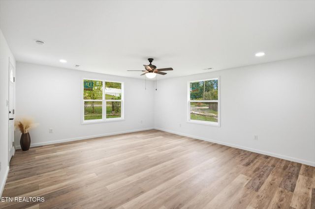 477 Marlow Circle, Clinton, TN 37716