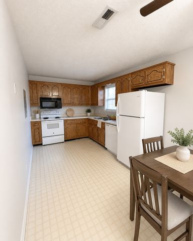 112 Ballygar St Apt C, Clarksville, TN 37043