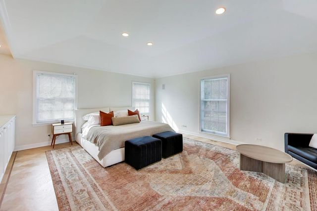 180 Westview Road, Winnetka, IL 60093