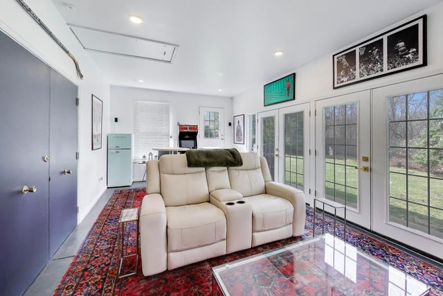180 Westview Road, Winnetka, IL 60093