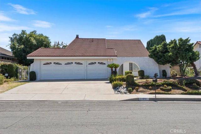 1313 Fairlance, Diamond Bar, CA 91789