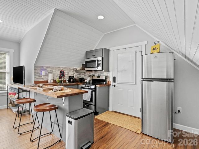 5 Fieldtop Lane, Arden, NC 28704