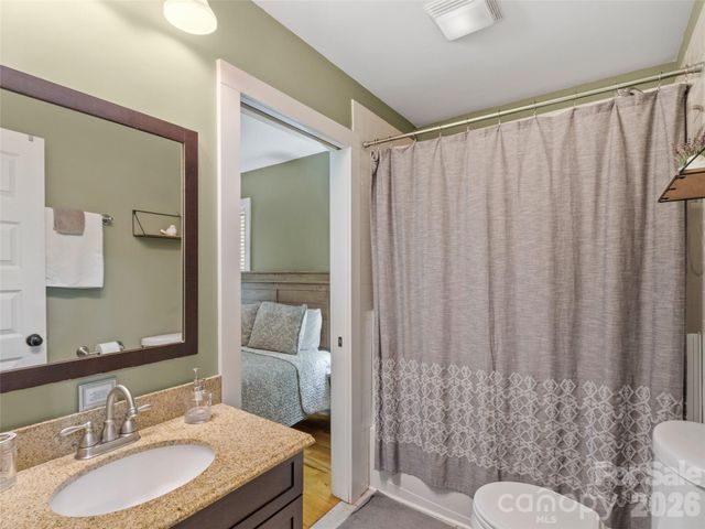 5 Fieldtop Lane, Arden, NC 28704