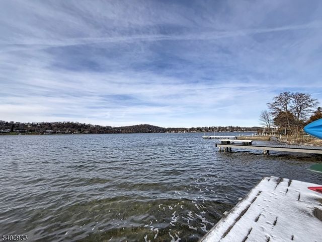 96 E Shore Trl, Sparta Twp., NJ 07871