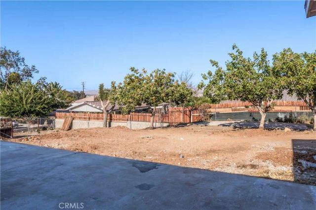 17820 Sycamore Street, Hesperia, CA 92345