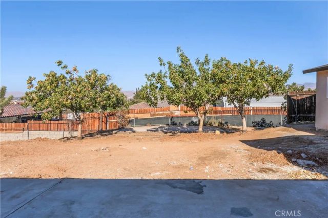 17820 Sycamore Street, Hesperia, CA 92345