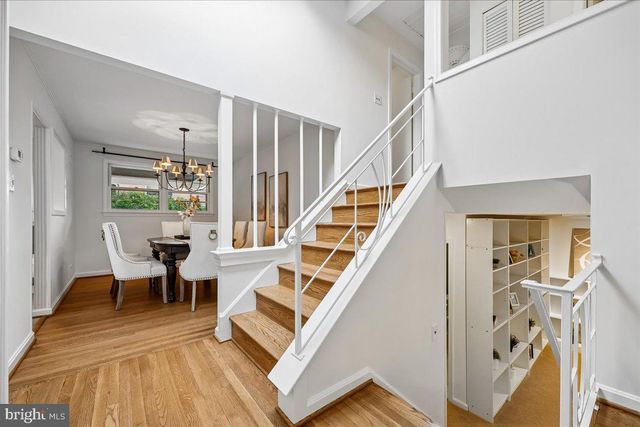 9909 ASHBURTON LN, Bethesda, MD 20817