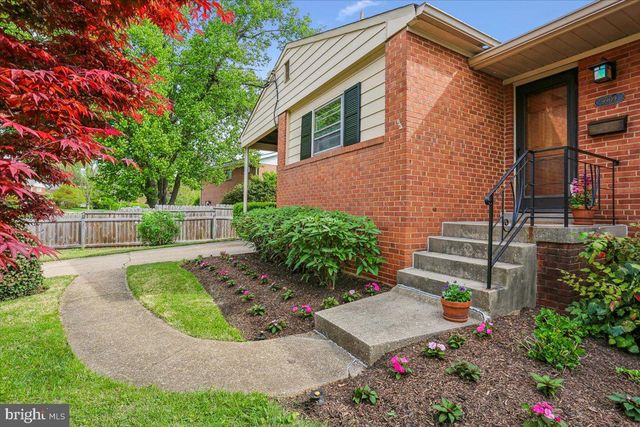 9909 ASHBURTON LN, Bethesda, MD 20817