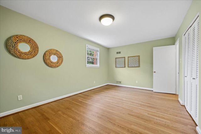 9909 ASHBURTON LN, Bethesda, MD 20817