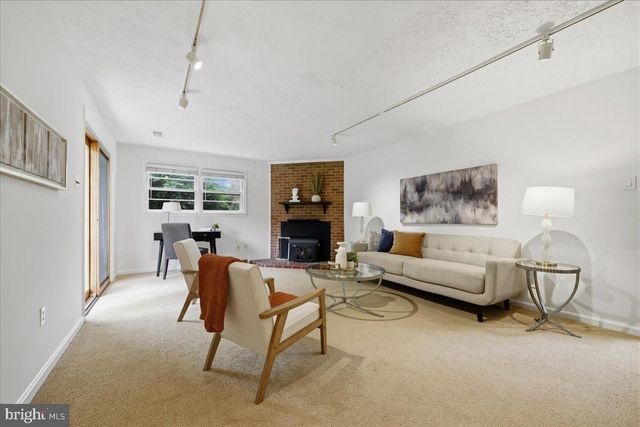 9909 ASHBURTON LN, Bethesda, MD 20817