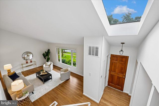 9909 ASHBURTON LN, Bethesda, MD 20817