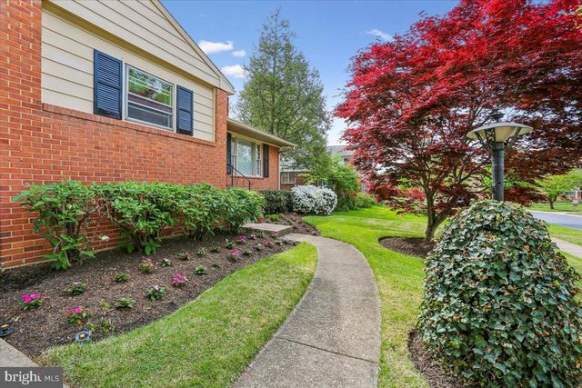 9909 ASHBURTON LN, Bethesda, MD 20817