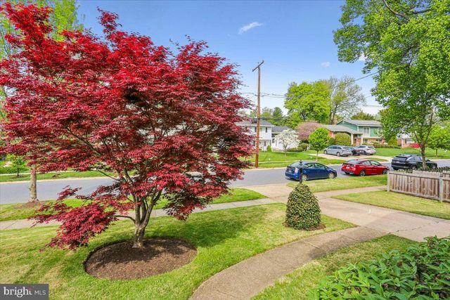 9909 ASHBURTON LN, Bethesda, MD 20817