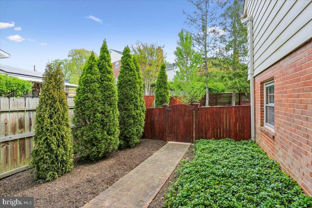 9909 ASHBURTON LN, Bethesda, MD 20817