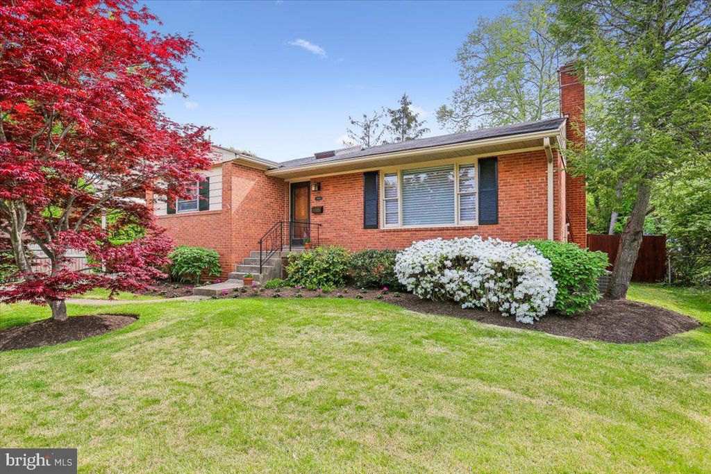 9909 ASHBURTON LN, Bethesda, MD 20817