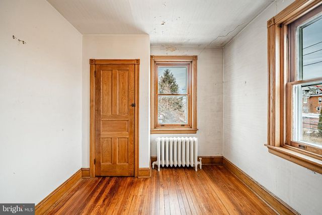 8136 JEANES ST, Philadelphia, PA 19111