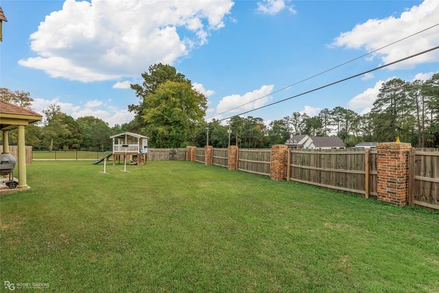 155 Lola Circle, Benton, LA 71006