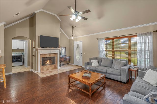 155 Lola Circle, Benton, LA 71006