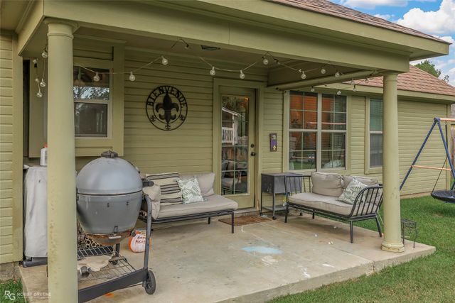 155 Lola Circle, Benton, LA 71006