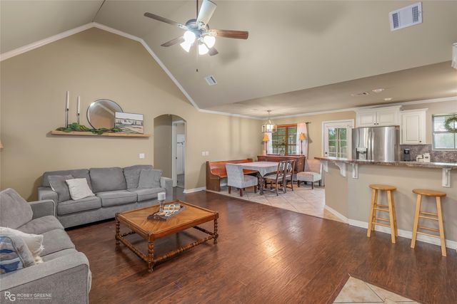 155 Lola Circle, Benton, LA 71006