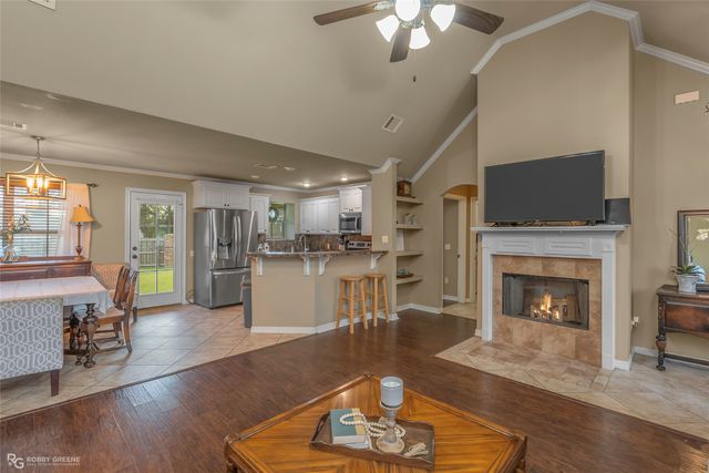 155 Lola Circle, Benton, LA 71006