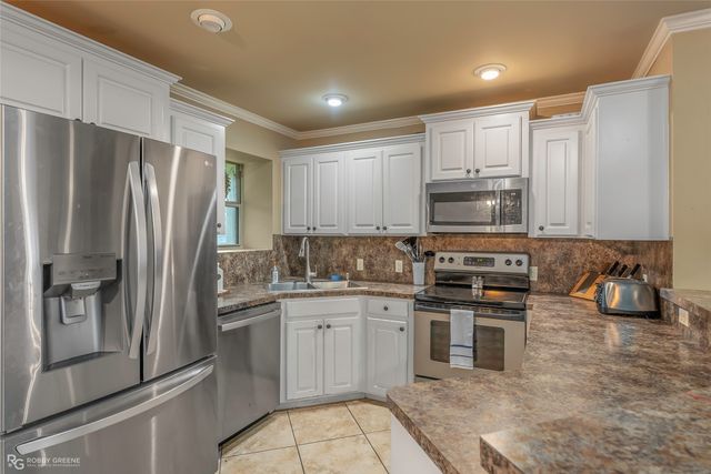 155 Lola Circle, Benton, LA 71006